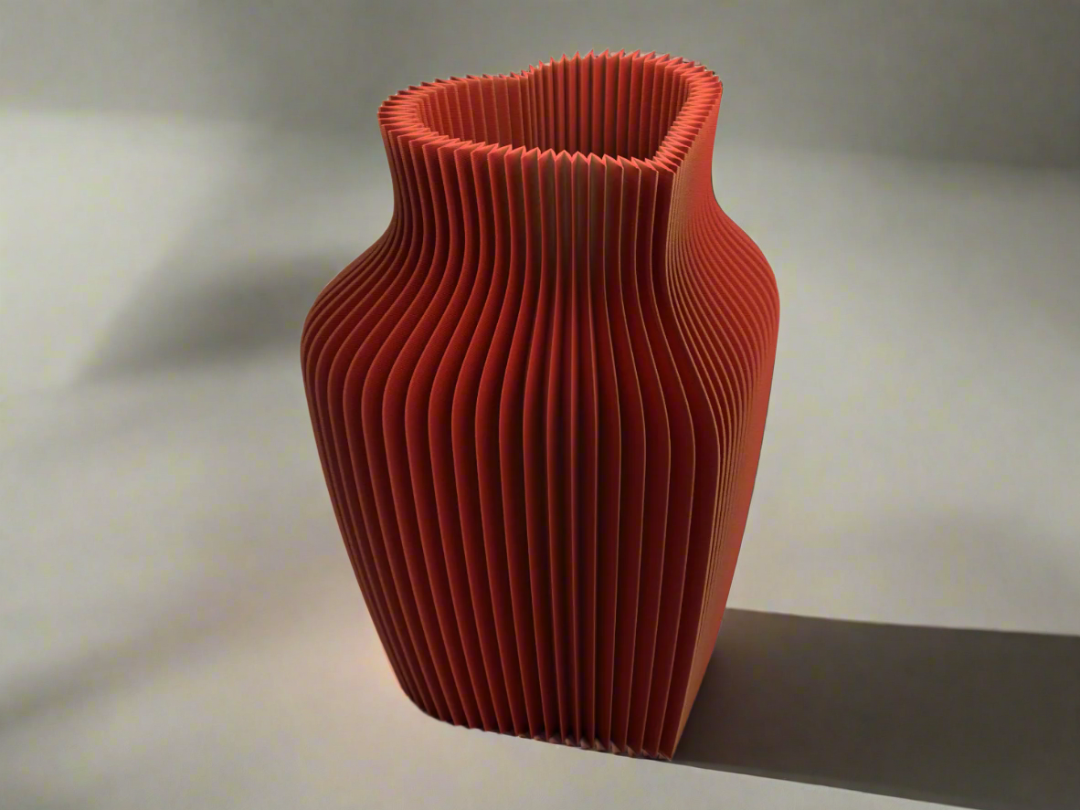Twin T Farm Heartfelt Groove Vase – Vases