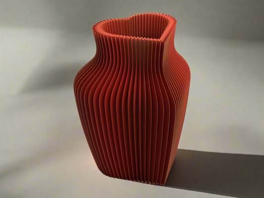 Twin T Farm Heartfelt Groove Vase – Vases